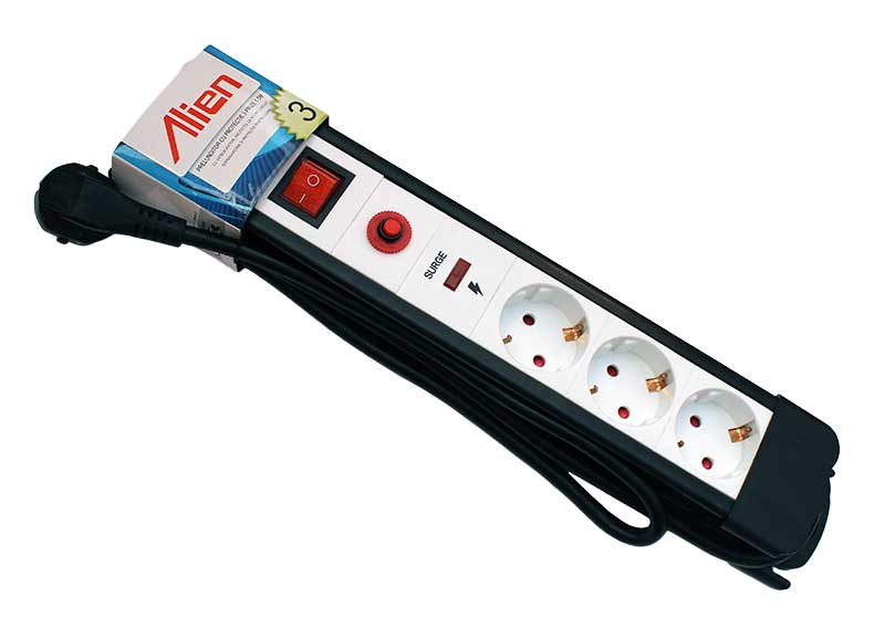 Prelungitor cu Protecție la Supratensiune 3 Cai 1.5m Alien – Siguranță Avansată pentru Echipamentele Tale