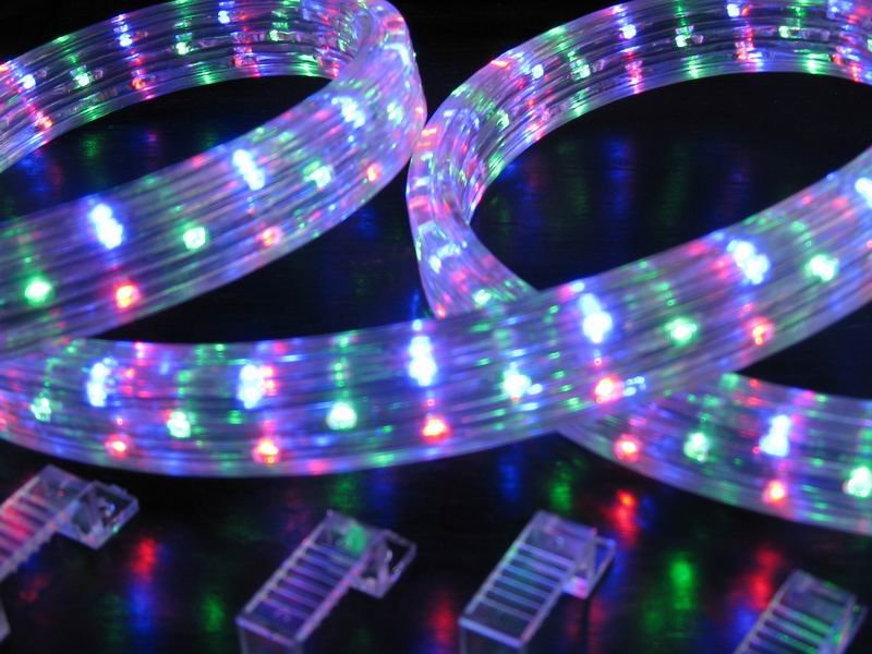 Furtun LED multicolor 80m – Furtun luminos flexibil pentru decor interior și exterior