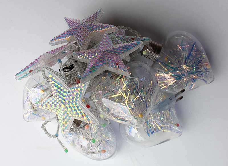 Instalație inimioare + steluțe multicolore 10M – Șir luminos decorativ pentru interior și exterior