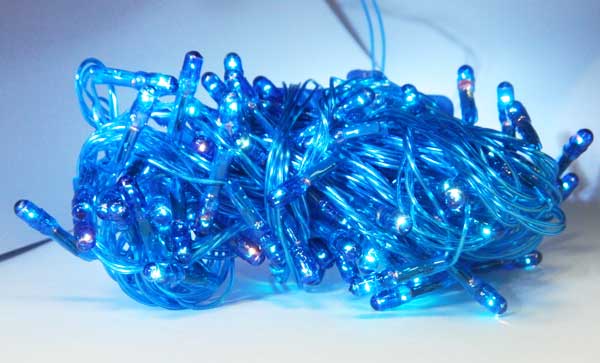 Instalație pom 240 LED-uri albe – Șir luminos decorativ pentru brad și interior