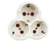 Triplu ștecher Schuko triunghi – compact, 3 prize cu împământare