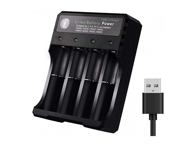Încărcător 4 acumulatori Li-Ion 18650 USB, protecție supratensiune și LED