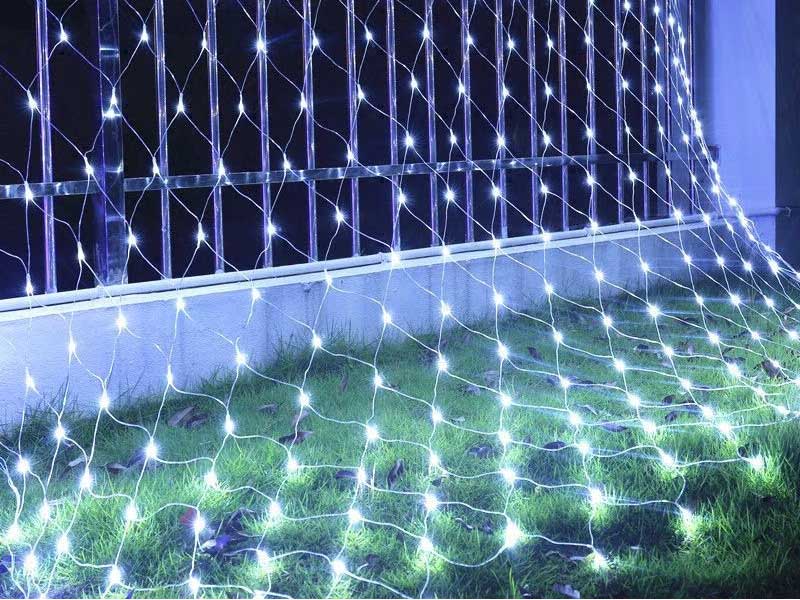 Instalație plasă 320 LED-uri 3x3M interconectabil alb rece – Șir luminos decorativ pentru exterior