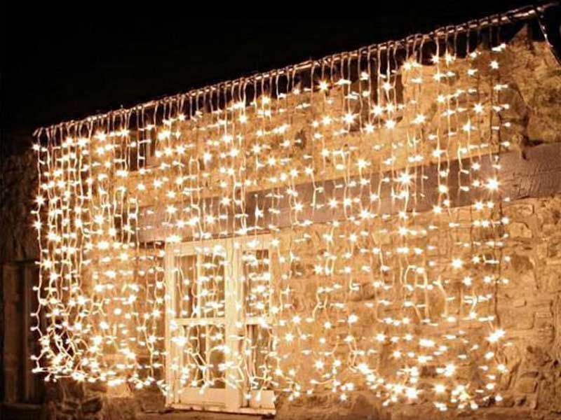 Instalație ploaie 6M 100 LED-uri alb cald – Șir luminos decorativ pentru interior și exterior