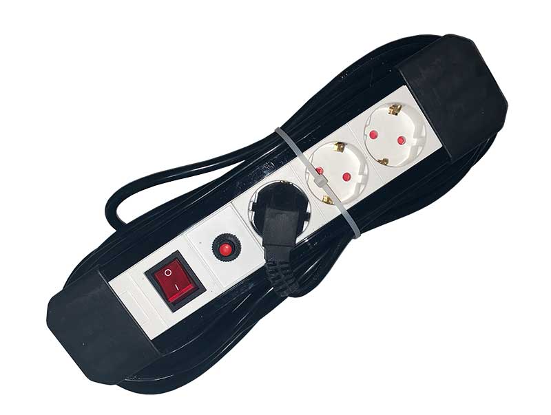 Prelungitor cu Protecție la Supratensiune 3 Cai 5m Alien – Siguranță Sporită & Acoperire Extinsă